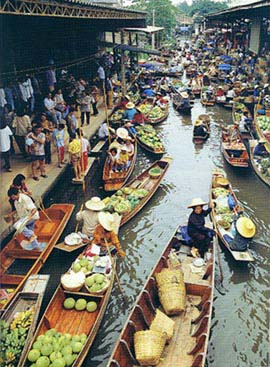 Floating market